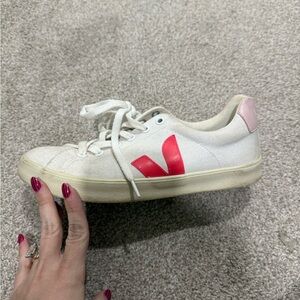 Veja sneakers with pink logo